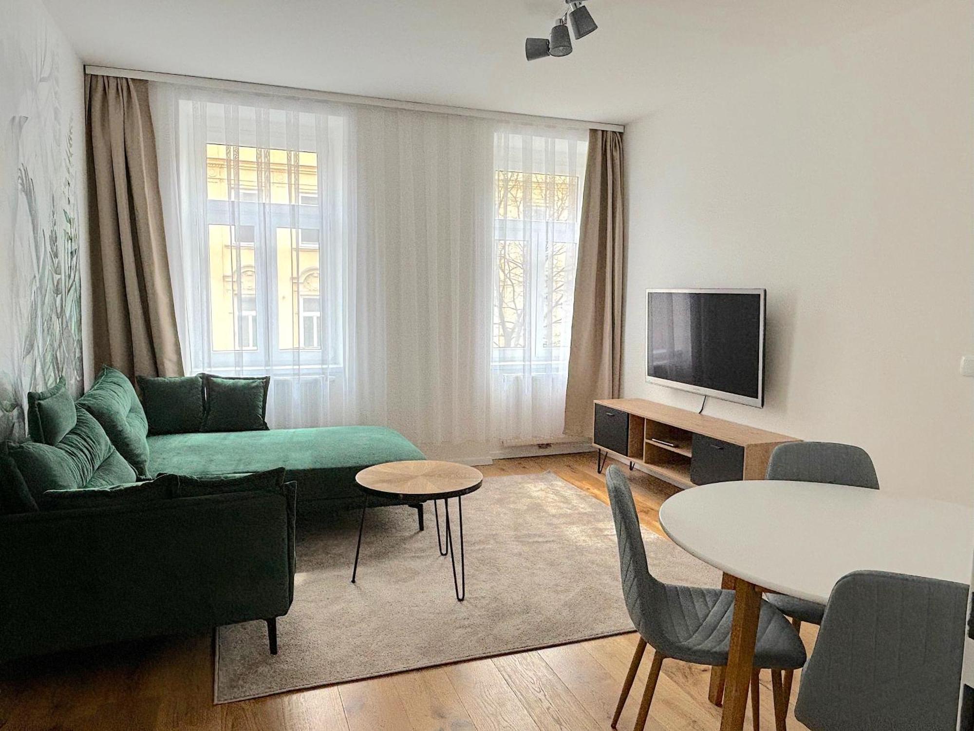 Traumhafte Wohnung Fuer 3, Grosszuegig, Walk In Dusche 비엔나 외부 사진
